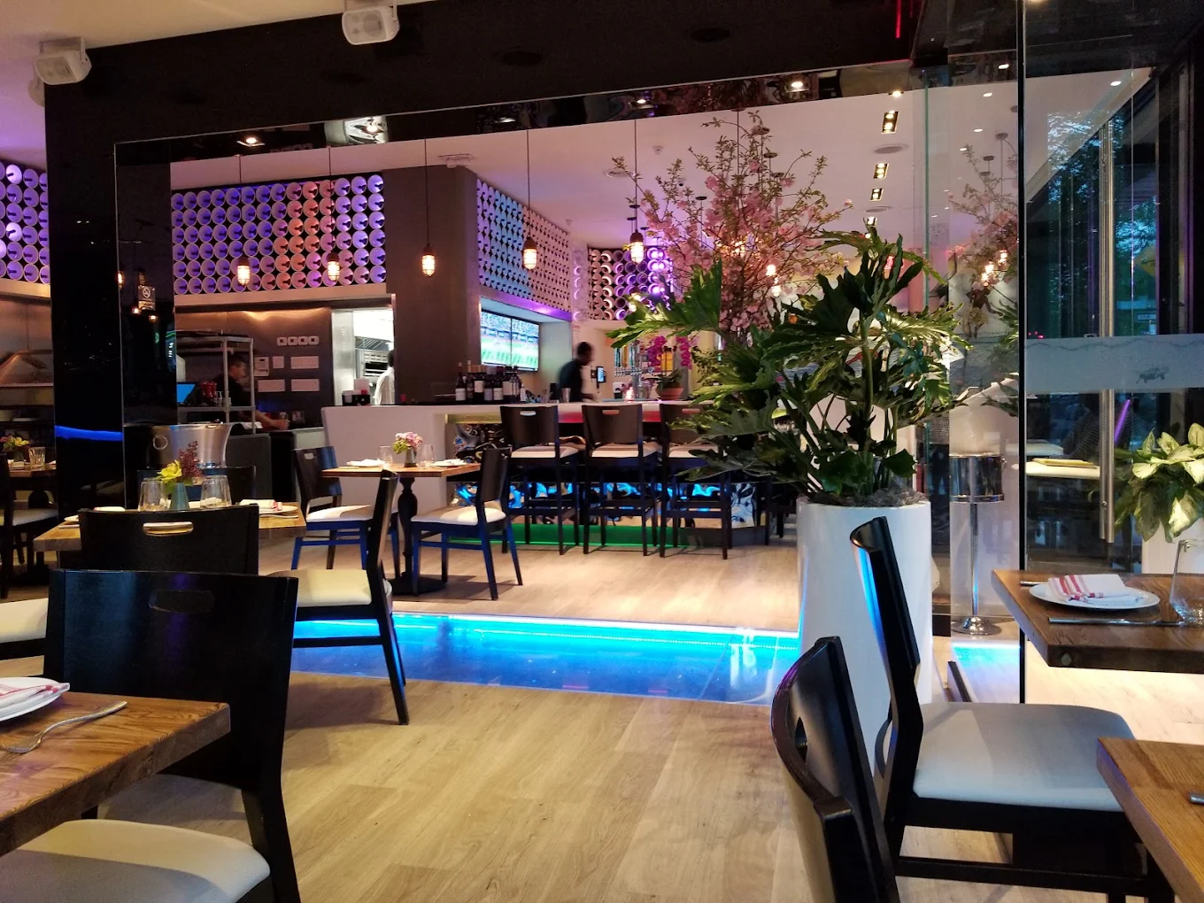 Seawalk hospitality venue by GLP & Sons